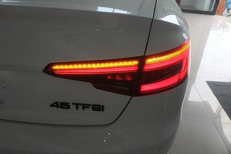 Used Audi A4L 2017 40 TFSI Fashion Model Exterior 3