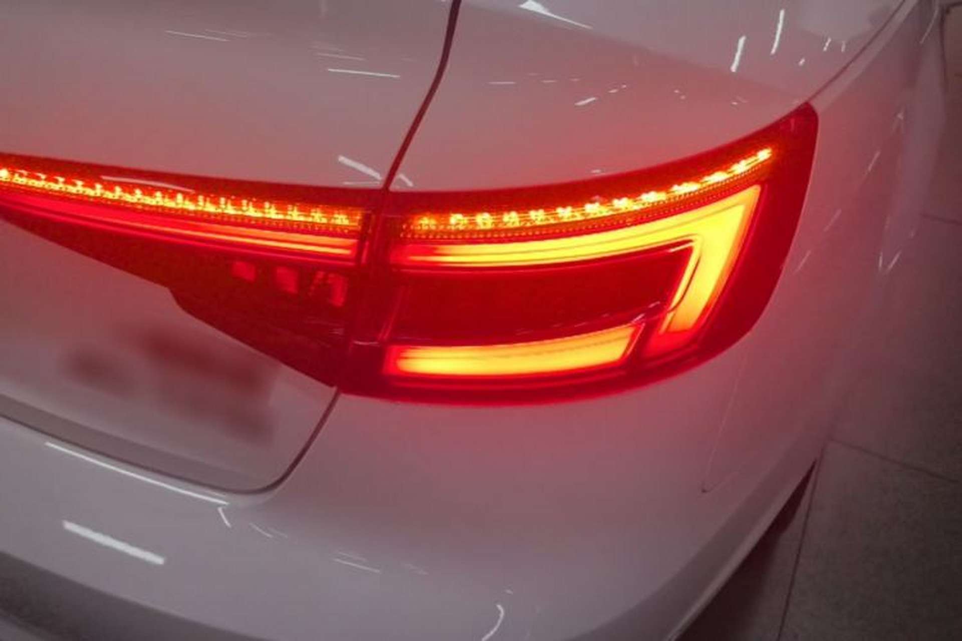 Used Audi A4L 2017 Plus 40 TFSI Ambition Model Exterior 3