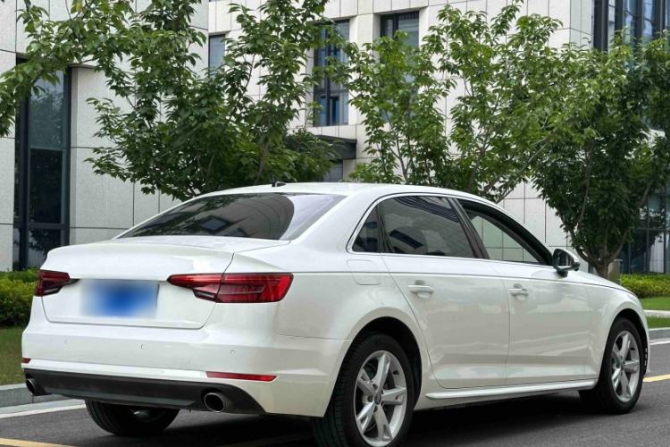 Used Audi A4L 2017 40 TFSI Fashion Model Exterior 5