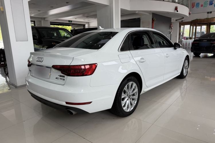 Used Audi A4L 2017 Plus 40 TFSI Ambition Model Exterior 5