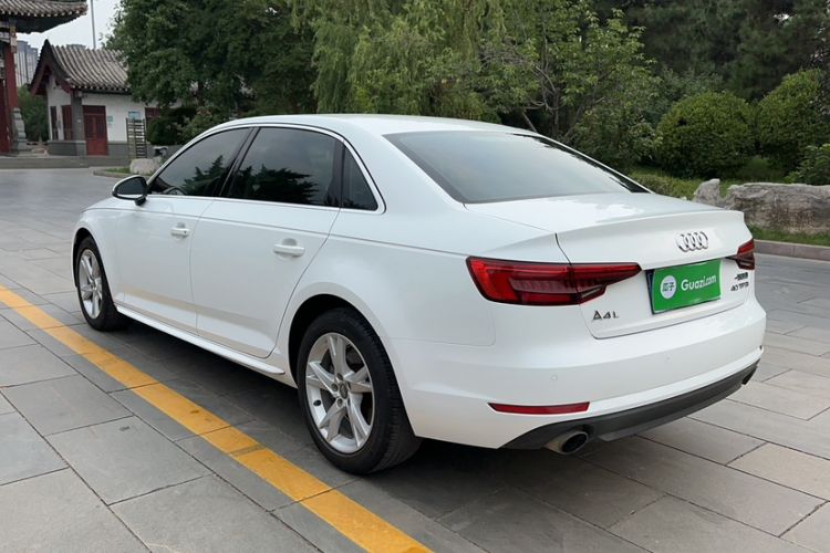 Used Audi A4L 2017 Plus 40 TFSI Ambition Model Exterior 6