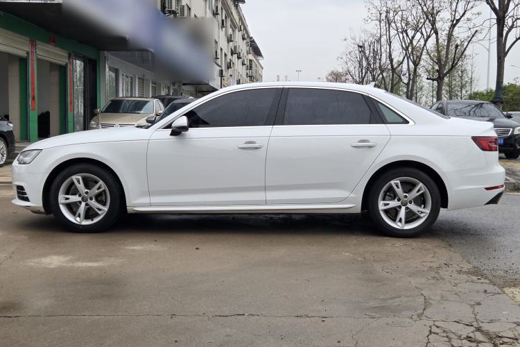 Used Audi A4L 2017 Plus 40 TFSI Fashion Model Exterior 7