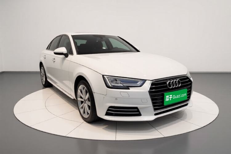 Used Audi A4L 2017 Plus 40 TFSI Style Edition Front Right 45 Deg