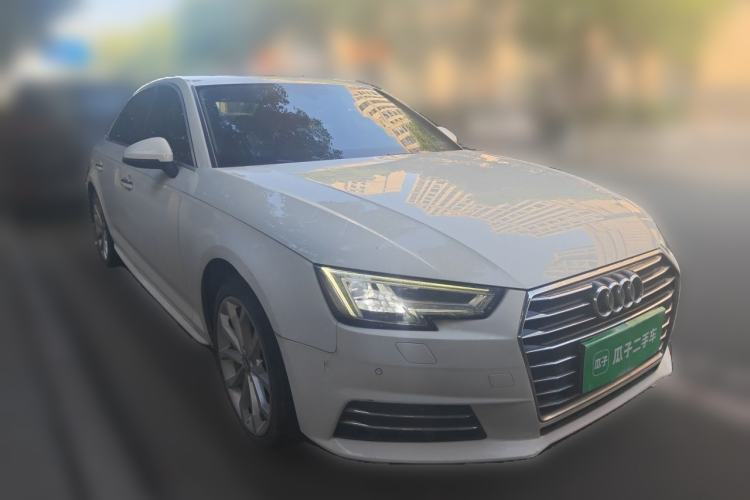 Used Audi A4L 2017 Plus 40 TFSI Style Edition Front Right 45 Deg