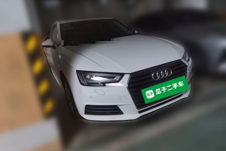Used Audi A4L 2017 Plus 40 TFSI Fashion Model Front Right 45 Deg