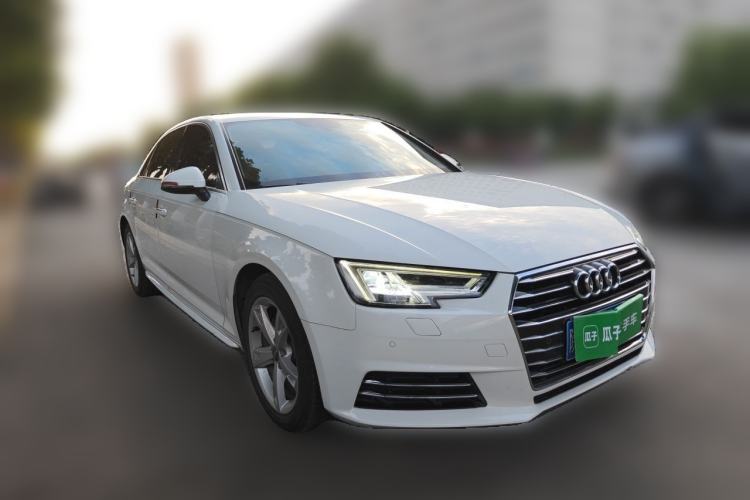 Used Audi A4L 2017 Plus 40 TFSI Fashion Model Front Right 45 Deg