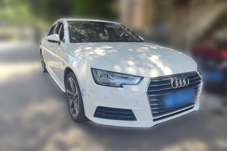 Used Audi A4L 2017 Plus 40 TFSI Ambition Model Front Right 45 Deg
