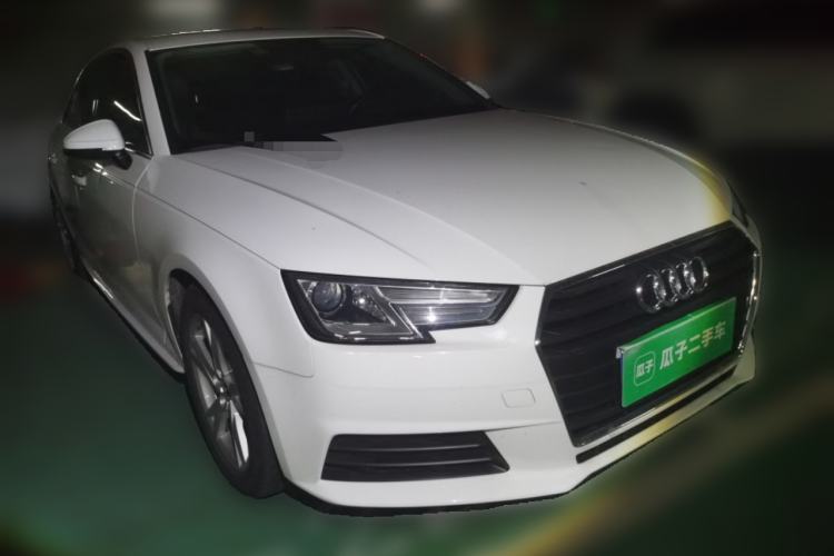 Used Audi A4L 2017 Plus 40 TFSI Ambition Model Front Right 45 Deg