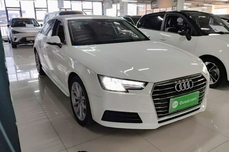 Used Audi A4L 2017 Plus 40 TFSI Ambition Model Front Right 45 Deg