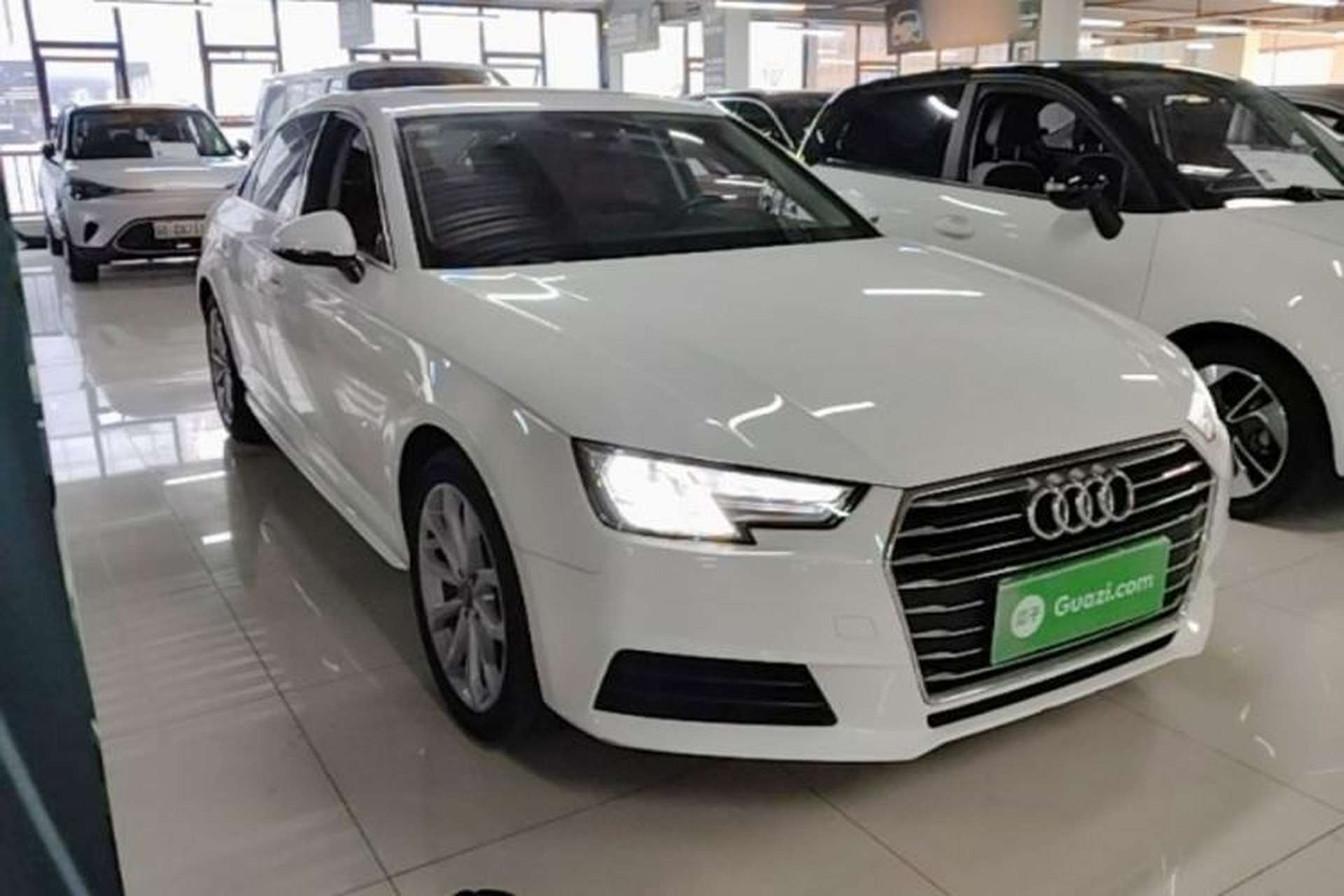 Used Audi A4L 2017 Plus 40 TFSI Ambition Model Front Right 45 Deg
