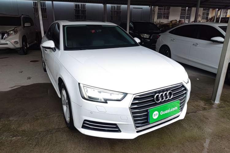 Used Audi A4L 2017 Plus 40 TFSI Fashion Model Front Right 45 Deg