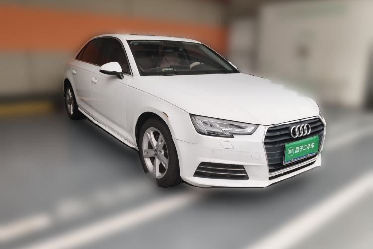 Used Audi A4L 2017 Plus 40 TFSI Fashion Model Front Right 45 Deg