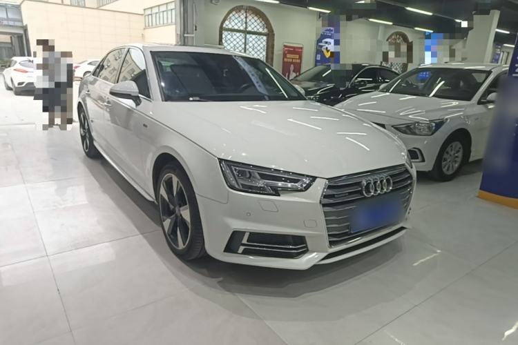 Used Audi A4L 2017 45 TFSI quattro Special Edition Front Right 45 Deg