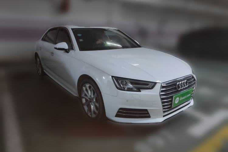 Used Audi A4L 2017 40 TFSI Style Edition Front Right 45 Deg