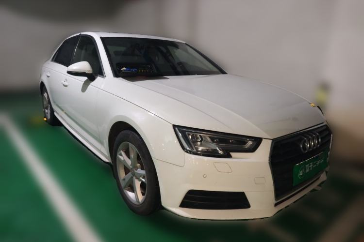 Used Audi A4L 2017 40 TFSI Fashion Model Front Right 45 Deg