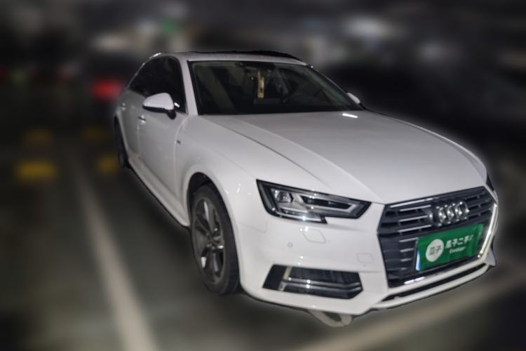 Used Audi A4L 2017 40 TFSI Sport Edition Front Right 45 Deg