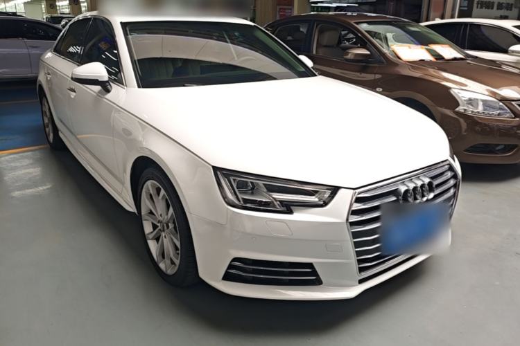 Used Audi A4L 2017 40 TFSI Style Edition Front Right 45 Deg