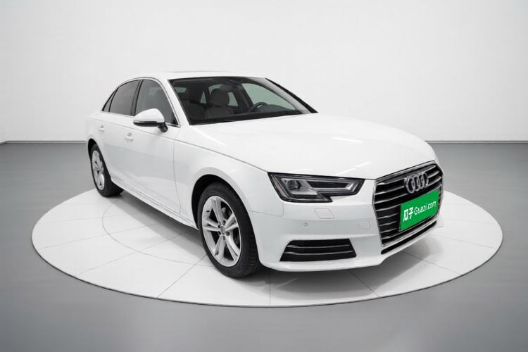 Used Audi A4L 2017 Plus 40 TFSI Fashion Model Front Right 45 Deg