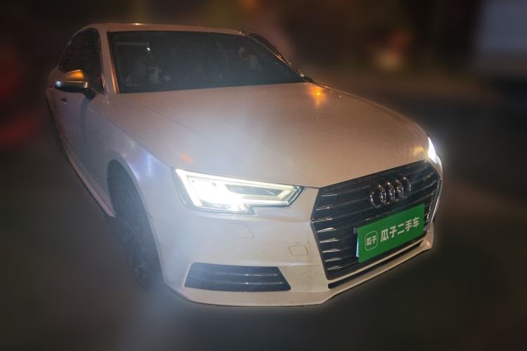 Used Audi A4L 2017 Plus 40 TFSI Style Edition Front Right 45 Deg