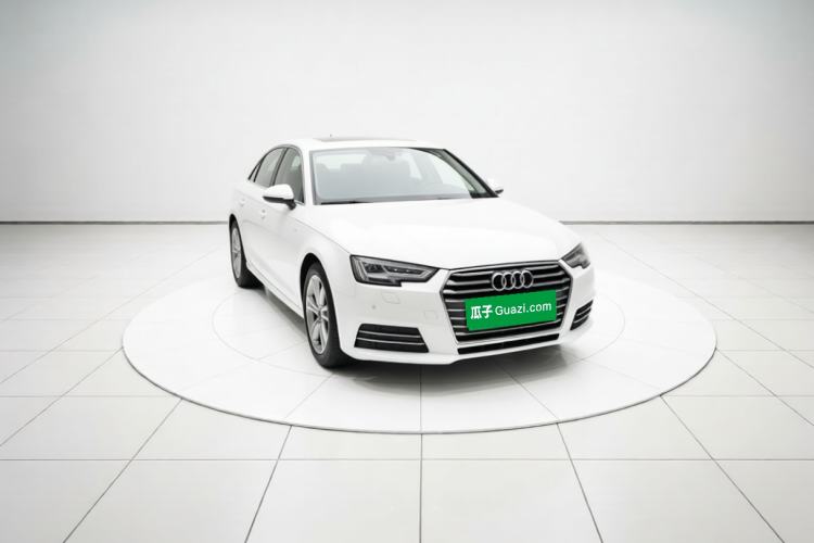 Used Audi A4L 2017 Plus 40 TFSI Fashion Model Front Right 45 Deg