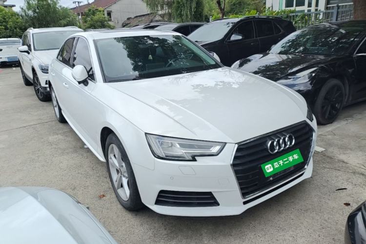 Used Audi A4L 2017 40 TFSI Fashion Model Front Right 45 Deg