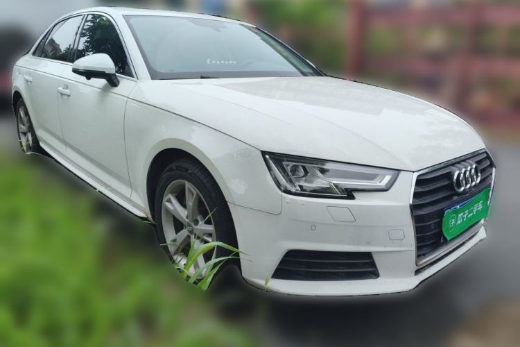 Used Audi A4L 2017 40 TFSI Fashion Model Front Right 45 Deg