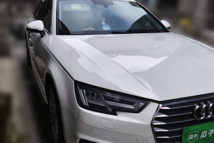 Used Audi A4L 2017 40 TFSI Style Edition Front Right 45 Deg
