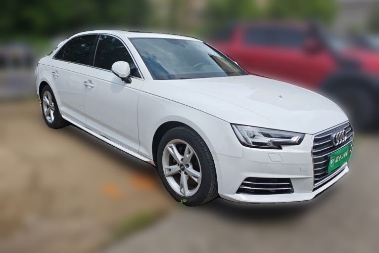 Used Audi A4L 2017 Plus 40 TFSI Fashion Model Front Right 45 Deg