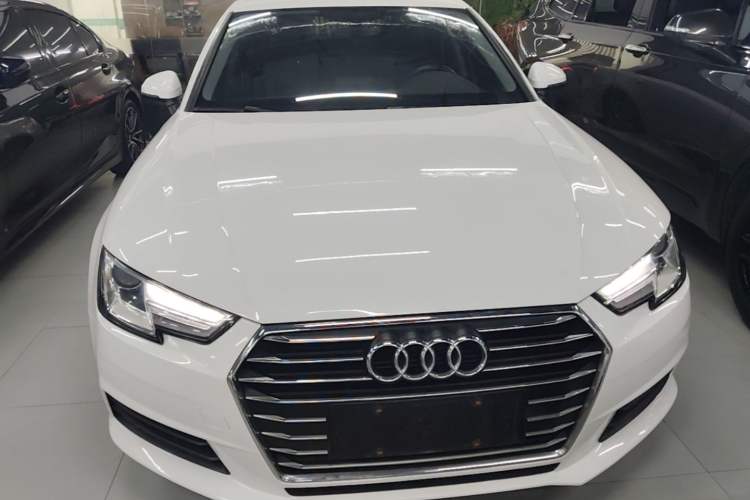 Used Audi A4L 2017 Plus 40 TFSI Ambition Model Front