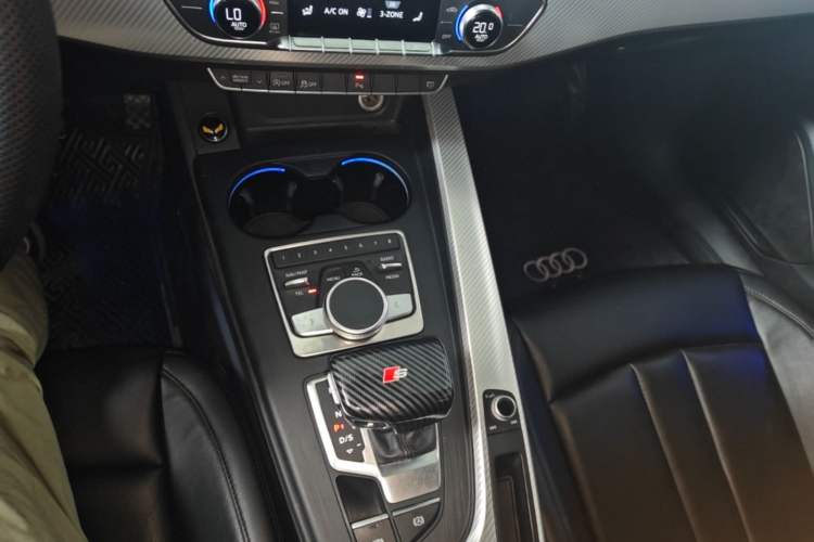 Used Audi A4L 2017 Plus 40 TFSI Fashion Model Gear Lever