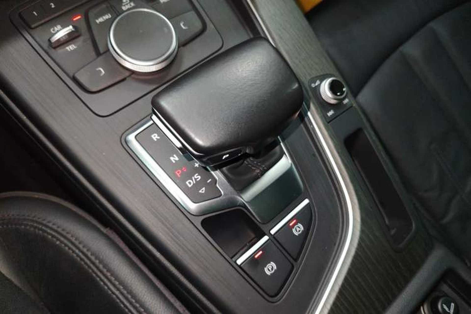 Used Audi A4L 2017 40 TFSI Style Edition Gear Lever