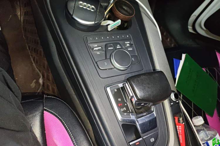 Used Audi A4L 2017 40 TFSI Ambition Edition Gear Lever