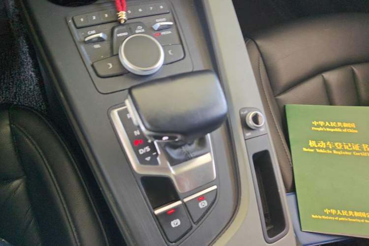 Used Audi A4L 2017 40 TFSI Ambition Edition Gear Lever