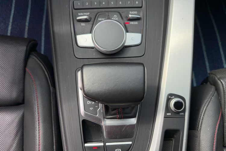 Used Audi A4L 2017 45 TFSI quattro Special Edition Gear Lever