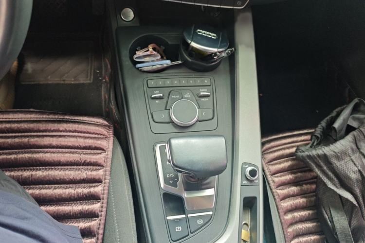 Used Audi A4L 2017 40 TFSI Ambition Edition Gear Lever