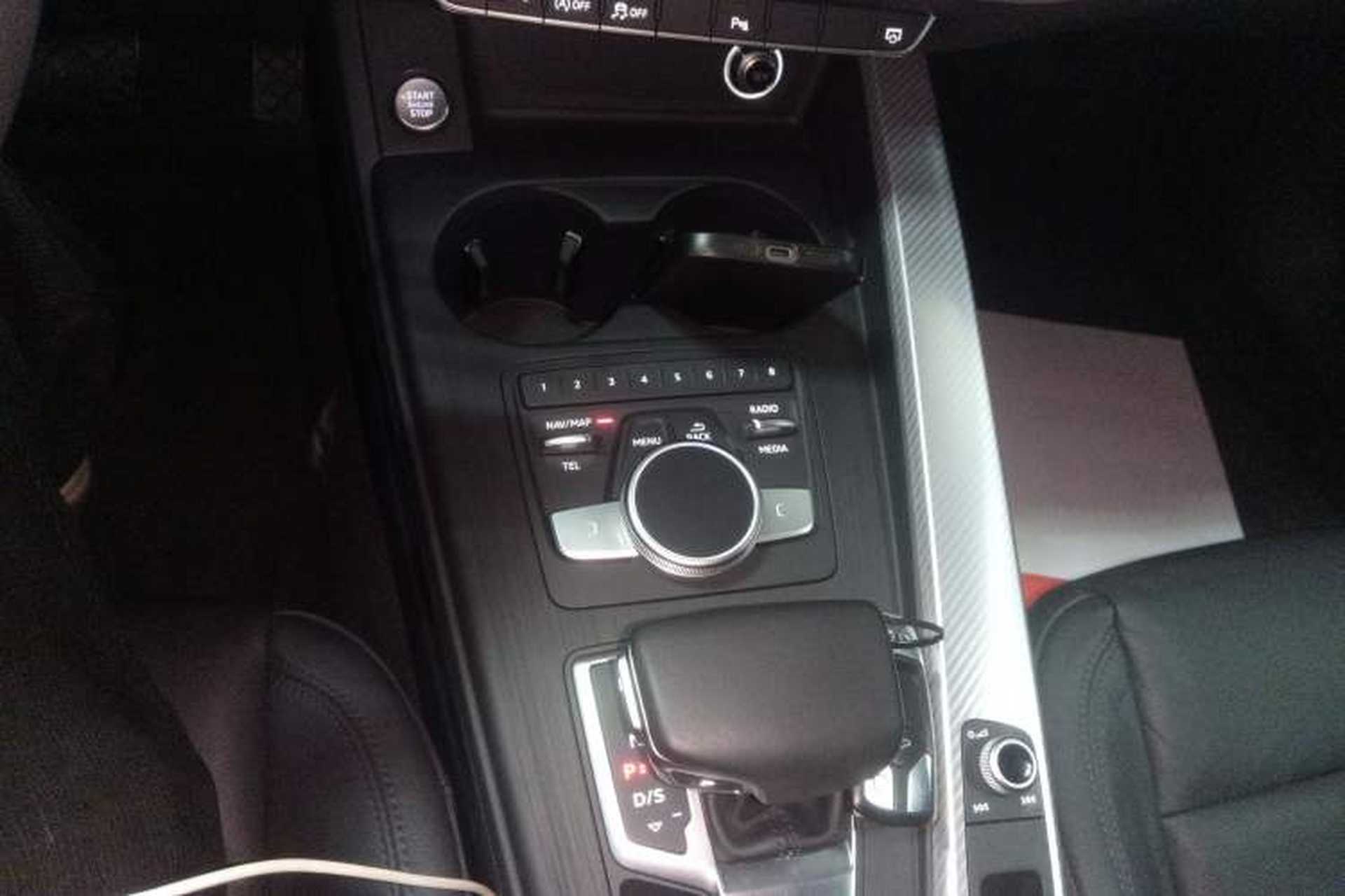 Used Audi A4L 2017 Plus 40 TFSI Fashion Model Gear Lever