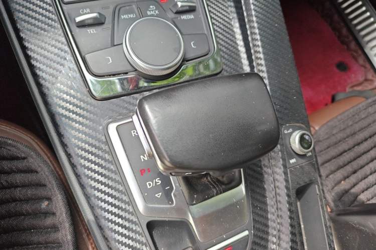 Used Audi A4L 2017 40 TFSI Ambition Edition Gear Lever