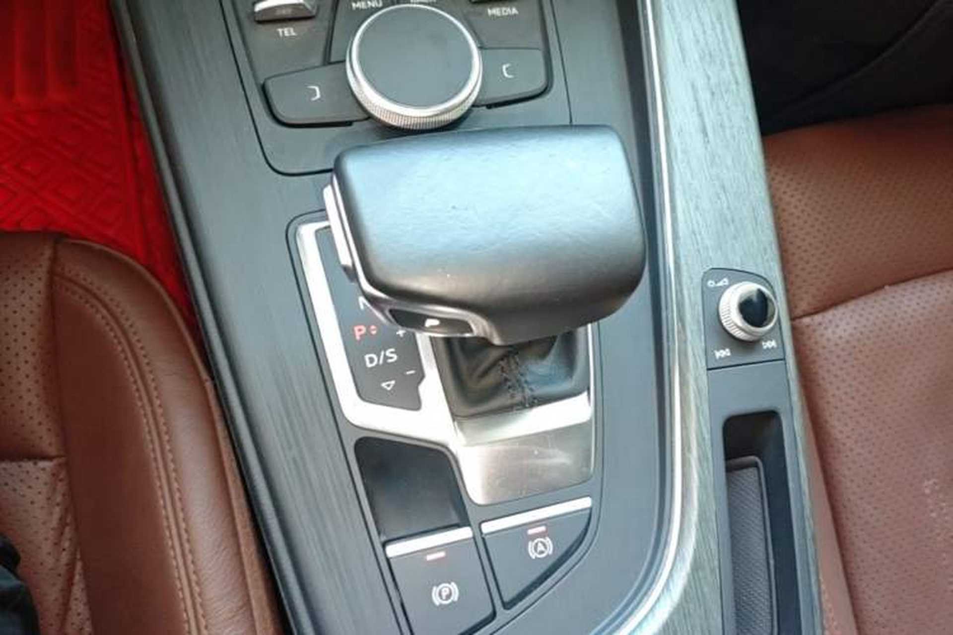 Used Audi A4L 2017 45 TFSI quattro Style Edition Gear Lever