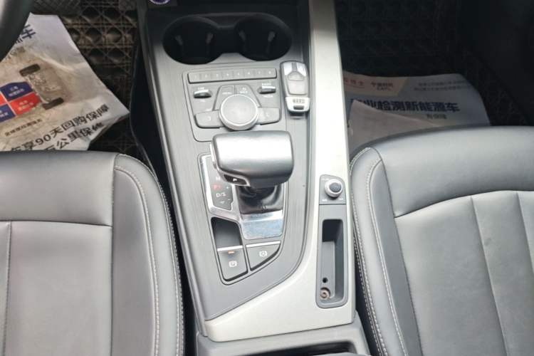 Used Audi A4L 2017 Plus 40 TFSI Ambition Model Gear Lever