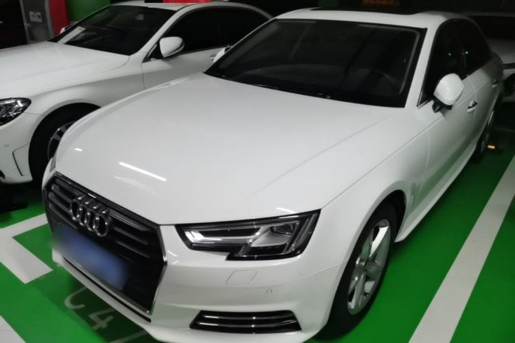Used Audi A4L 2017 40 TFSI Fashion Model Guazi used car, China used car export, Used car for sale, Used Audi cars, Cheapest cars for sale