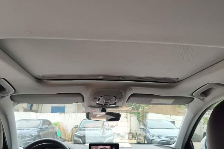 Used Audi A4L 2017 Plus 40 TFSI Ambition Model Headliner