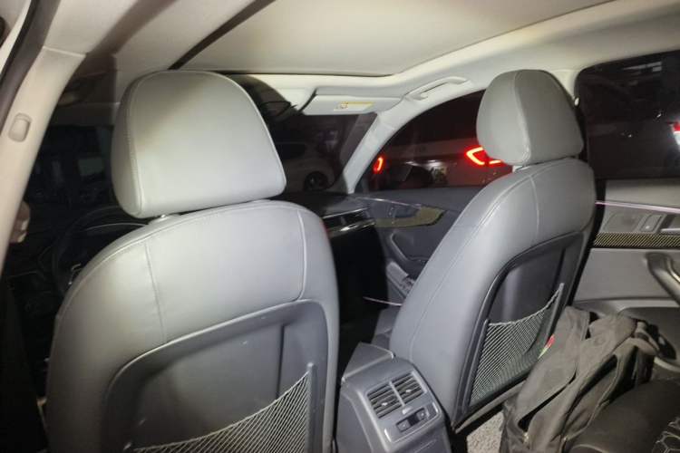 Used Audi A4L 2017 40 TFSI Fashion Model Headliner