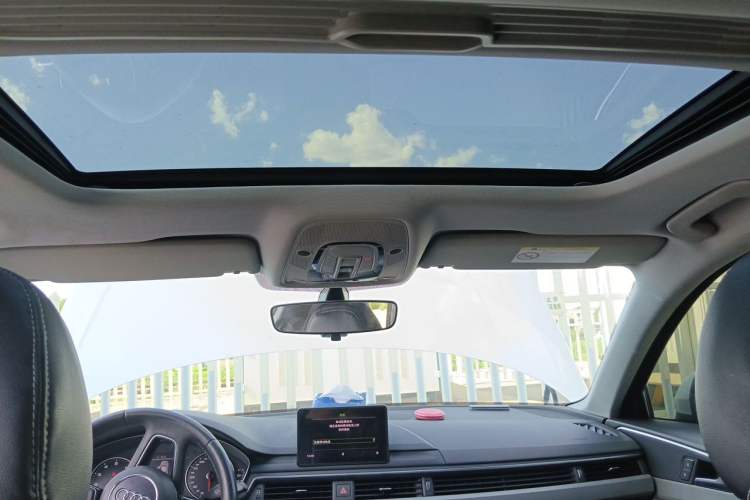 Used Audi A4L 2017 Plus 40 TFSI Ambition Model Headliner