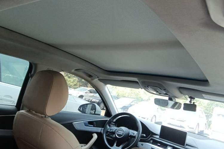 Used Audi A4L 2017 Plus 40 TFSI Fashion Model Headliner