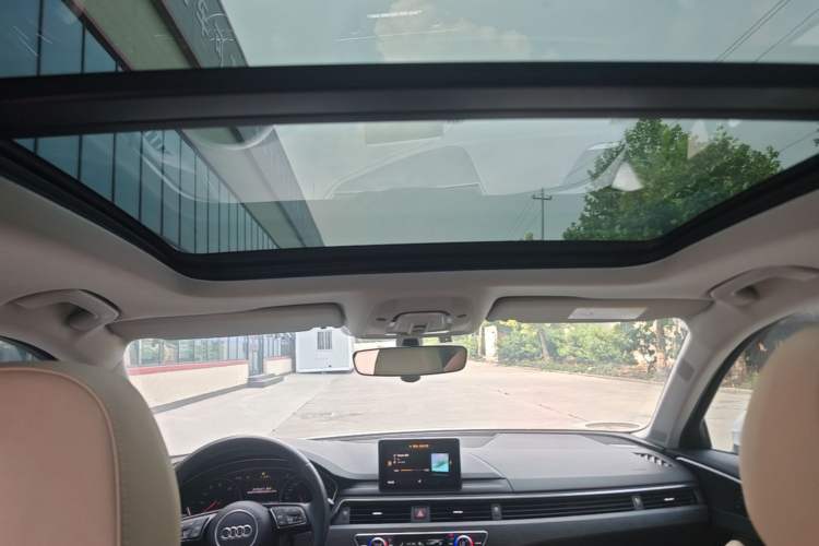 Used Audi A4L 2017 40 TFSI Style Edition Headliner