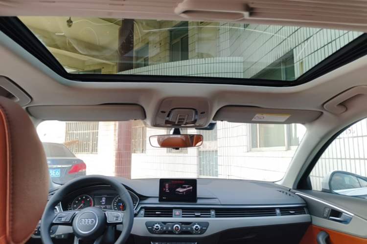 Used Audi A4L 2017 Plus 40 TFSI Ambition Model Headliner