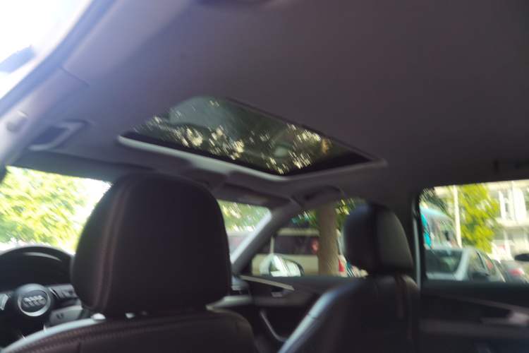Used Audi A4L 2017 Plus 40 TFSI Ambition Model Headliner