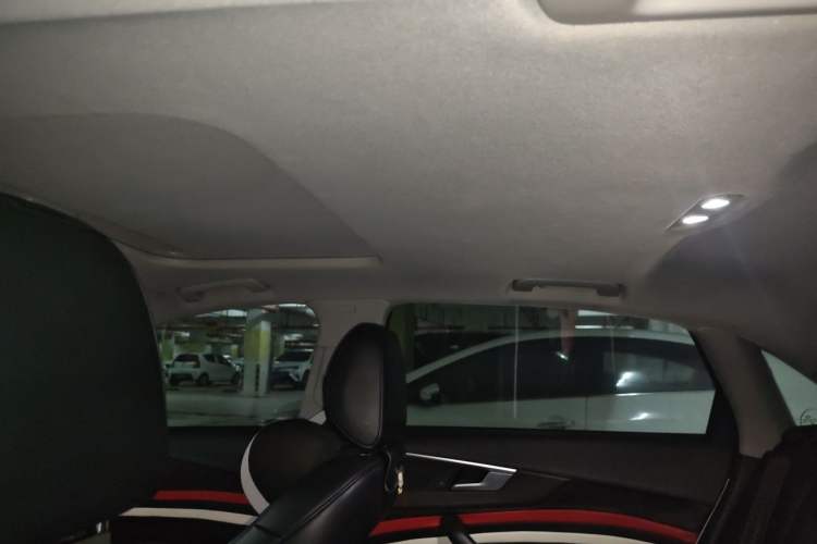 Used Audi A4L 2017 40 TFSI Ambition Edition Headliner