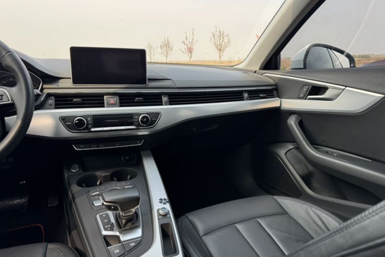 Used Audi A4L 2017 40 TFSI Fashion Model Interior 1