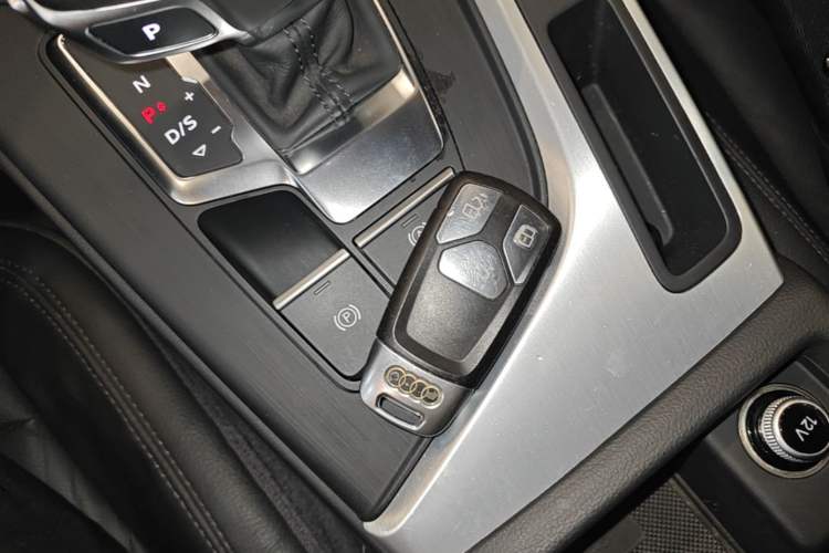 Used Audi A4L 2017 45 TFSI quattro Sport Edition Interior 1